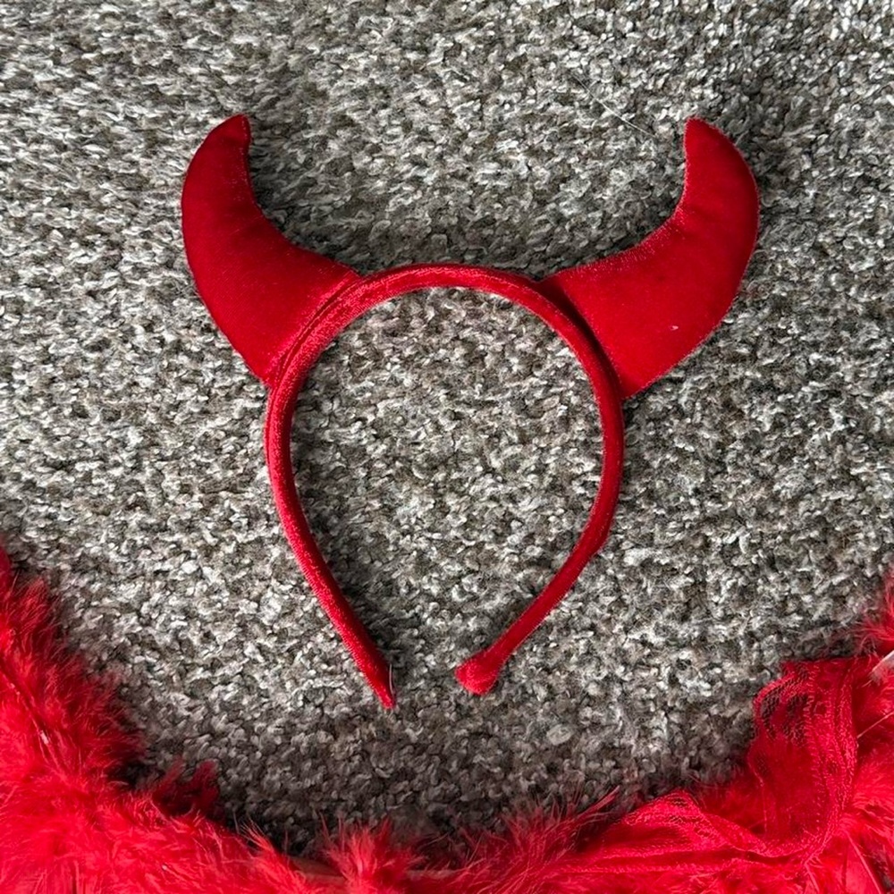 Devil Costume Set - image 4